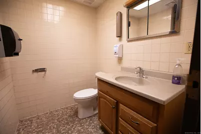 148 Addison Road #1st Floor, Windsor, CT 06095 - Photo 19