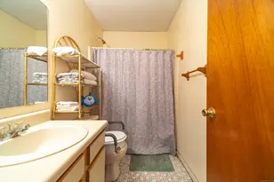 484 First Ave, West Haven, CT 06516 - Photo 17