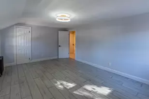 33 Bank St, Hamden, CT 06514 - Photo 15