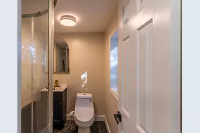 33 Bank Street, Hamden, CT 06514 - Photo 11