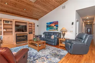 246 N Shore Rd, Killingly, CT 06241 - Photo 7