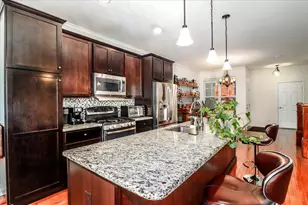 80 Tucker St, Danbury, CT 06810 - Photo 5