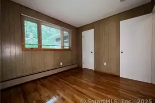 958 Dunbar Hill Rd, Hamden, CT 06514 - Photo 17