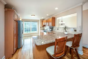 32 Crows Nest Ln, Danbury, CT 06810 - Photo 3