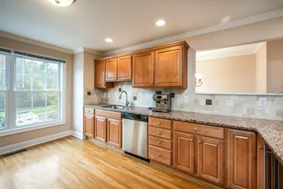 32 Crows Nest Lane #23, Danbury, CT 06810 - Photo 5