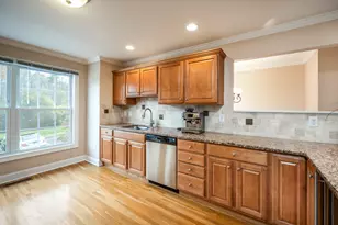 32 Crows Nest Ln, Danbury, CT 06810 - Photo 5