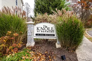 32 Crows Nest Ln, Danbury, CT 06810 - Photo 31