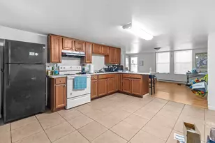 136 Washington St, Norwich, CT 06360 - Photo 31