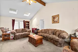 34 Morgan Ave, Danbury, CT 06810 - Photo 17