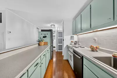 1 Gold Street #APT 11D, Hartford, CT 06103 - Photo 7