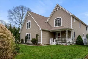 33 Marshfield Rd, East Lyme, CT 06357 - Photo 37