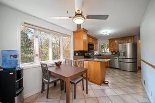21 Edge Hill Rd, Guilford, CT 06437 - Photo 13