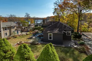 21 Edge Hill Rd, Guilford, CT 06437 - Photo 35