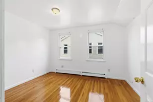 68 Connecticut Ave, New London, CT 06320 - Photo 11