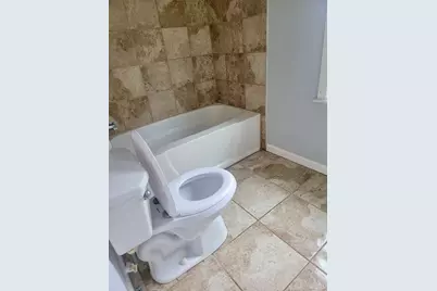 42 Hartford Avenue, Enfield, CT 06082 - Photo 5