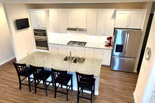 930 Tillinghast Dr, Oxford, CT 06478 - Photo 11