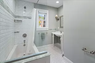 605 Brooklawn Ave, Fairfield, CT 06825 - Photo 25