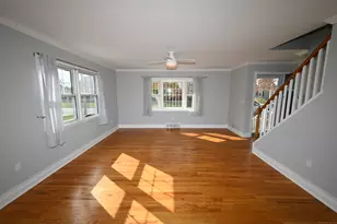 3 Stoddard Rd, East Haven, CT 06512 - Photo 9