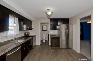 127 Windsor St, Enfield, CT 06082 - Photo 15