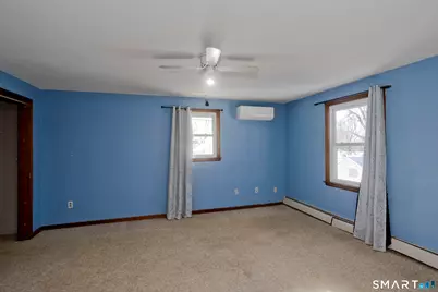 127 Windsor Street, Enfield, CT 06082 - Photo 9