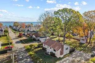 48 Billow Rd, East Lyme, CT 06357 - Photo 1