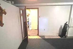 142 Palm St, Bridgeport, CT 06610 - Photo 19