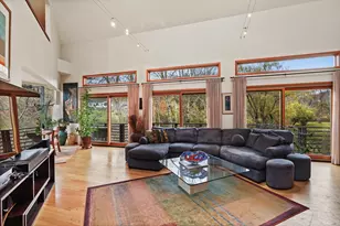 198 E Middle Patent Rd, Stamford, CT 06831 - Photo 13