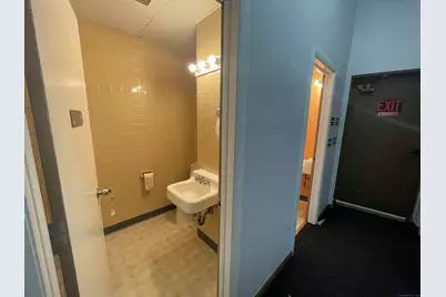 9 North Main Street #4, Enfield, CT 06082 - Photo 5