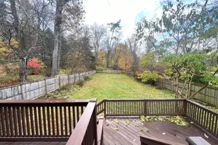 18 Sunset Trail, Avon, CT 06001 - Photo 9