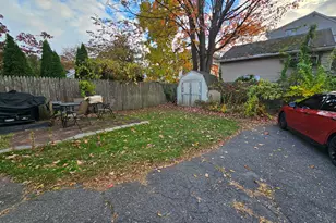 57 Dalewood Ave, Fairfield, CT 06824 - Photo 13