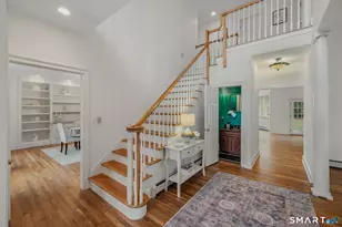 14 Riverside Dr, Waterford, CT 06385 - Photo 3