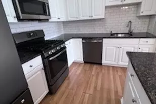 25 Adams Ave, Stamford, CT 06902 - Photo 9