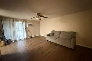 280 Burgundy Hill Ln, Middletown, CT 06457 - Photo 3