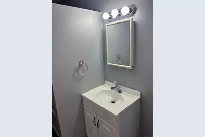 88 East Main Street, Clinton, CT 06413 - Photo 9