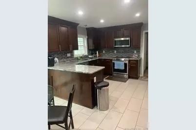 994 Bunker Hill Avenue, Waterbury, CT 06708 - Photo 13