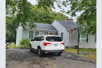 994 Bunker Hill Avenue, Waterbury, CT 06708 - Photo 5