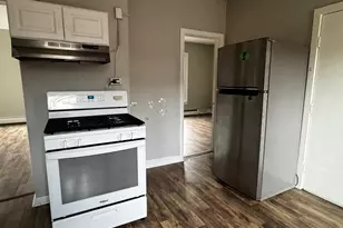 21 Williams St, Hartford, CT 06120 - Photo 7