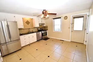 5 Garland Dr, Glastonbury, CT 06033 - Photo 9