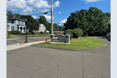 828 Federal Road #B, Brookfield, CT 06804 - Photo 3