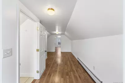 32 Moore Avenue, New London, CT 06320 - Photo 27