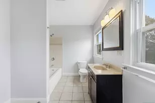 32 Moore Ave, New London, CT 06320 - Photo 25