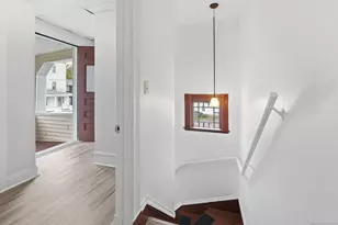 32 Moore Ave, New London, CT 06320 - Photo 15