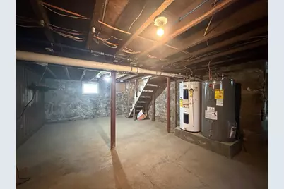 32 Moore Avenue, New London, CT 06320 - Photo 37