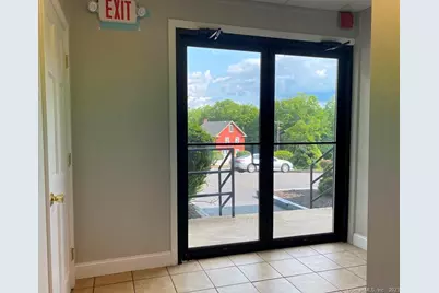 628 New Haven Road #8, Naugatuck, CT 06770 - Photo 5