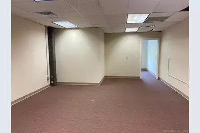 628 New Haven Road #7, Naugatuck, CT 06770 - Photo 7