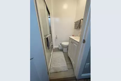 40 Scofield Avenue, Bridgeport, CT 06605 - Photo 11