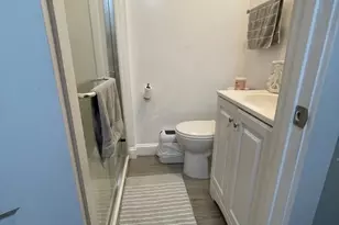 40 Scofield Ave, Bridgeport, CT 06605 - Photo 11