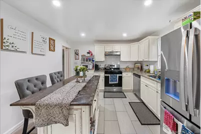 631 Fairview Avenue, Bridgeport, CT 06606 - Photo 3