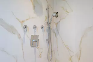 116 Sherman St, Fairfield, CT 06824 - Photo 21