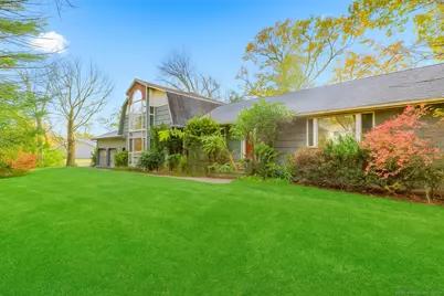 184 Putting Green Road, Trumbull, CT 06611 - Photo 1